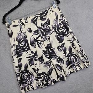 CAbi Skirt Women 4 Ivory Pleated Rose Floral Art Minimalist Back Zip Mini A Line